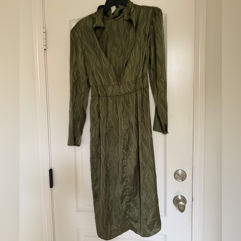 Ronny Kobo
Green Puff Sleeve Dress - Picture 5 of 5